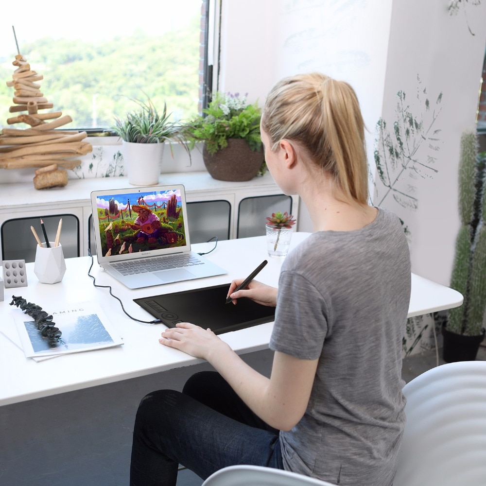 GAOMON M10K 2018Version-Tablette Graphique 10 x 6.25 Pouces avec Stylet Passif et 8192 Niveaux de Pression