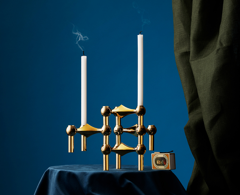 Bougeoir en métal doré