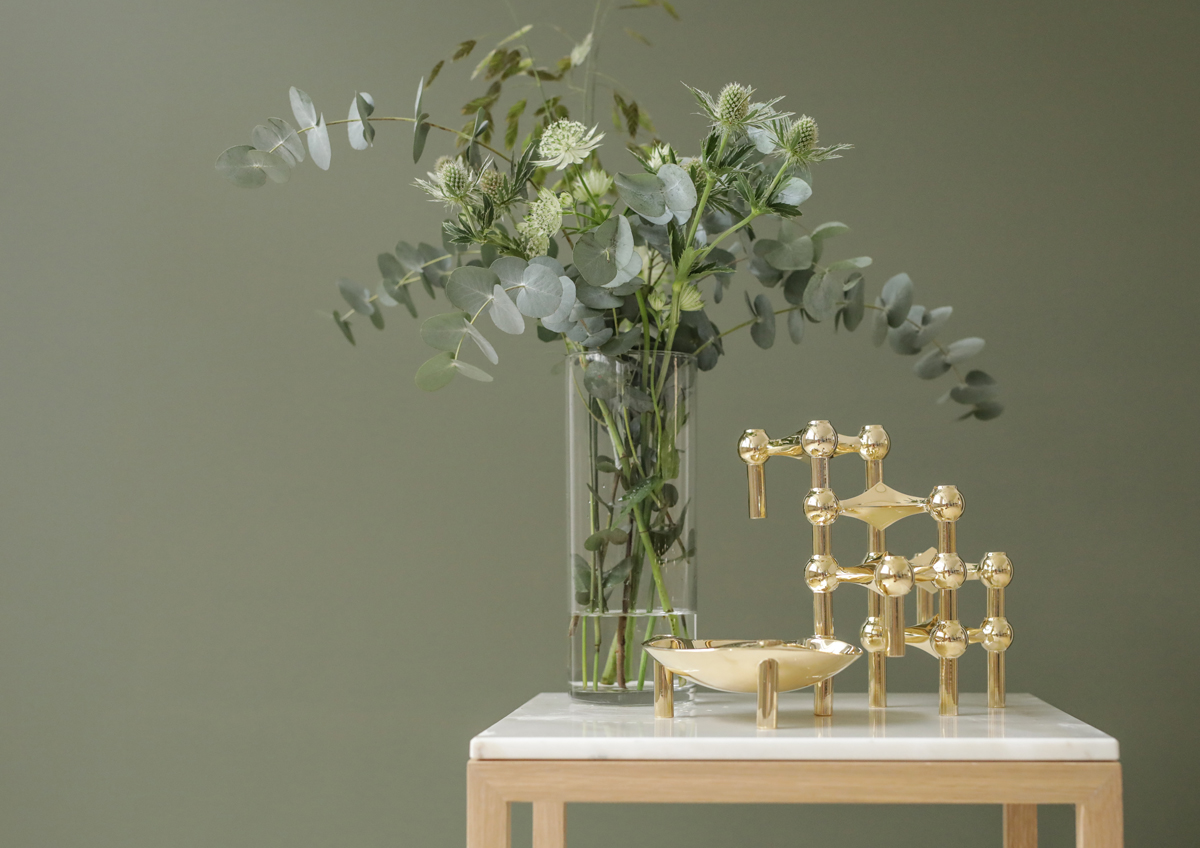 Bougeoir en métal doré