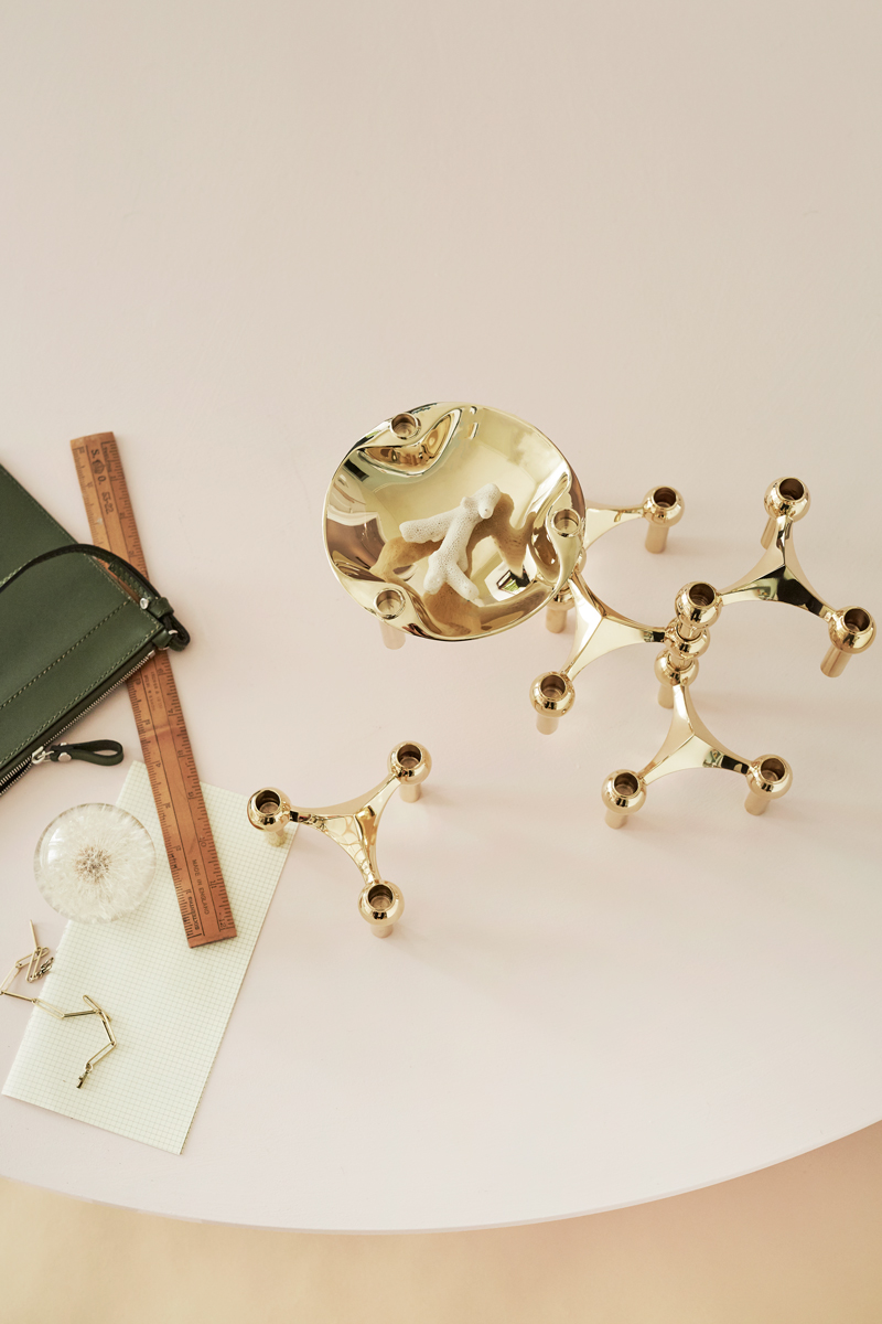 Bougeoir en métal doré